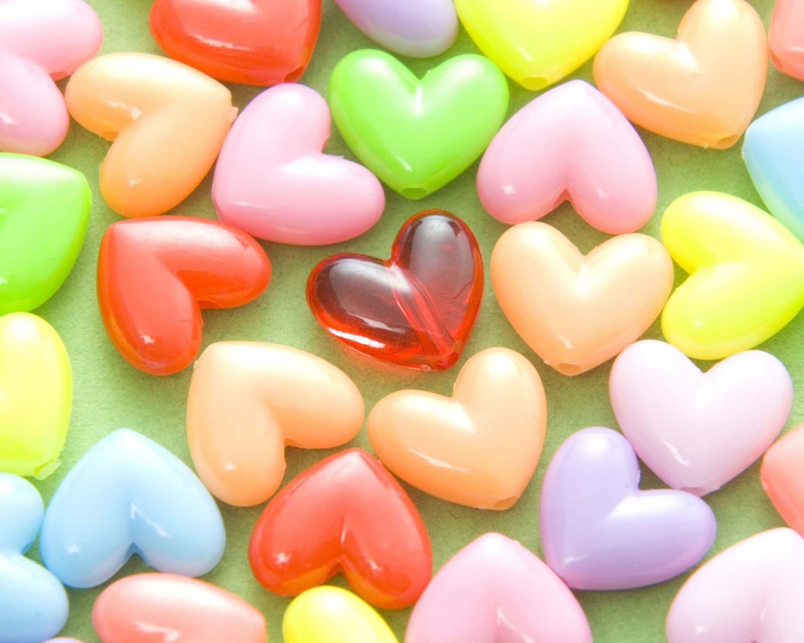 Das Colorful Hearts Wallpaper 1600x1280