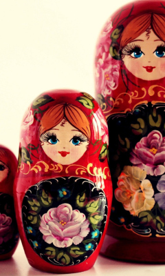 Russian Dolls wallpaper 240x400