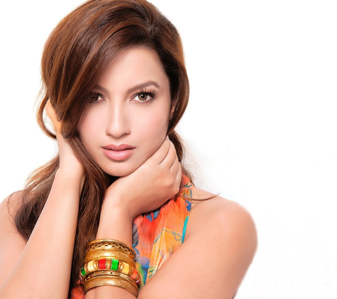 Beautiful Gauhar Khan screenshot #1 1080x960