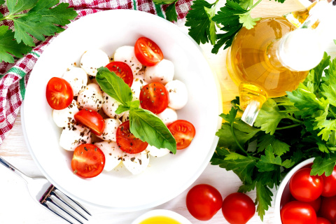 Screenshot №1 pro téma Salat, basil, parsley, mozzarella, tomatoes 480x320