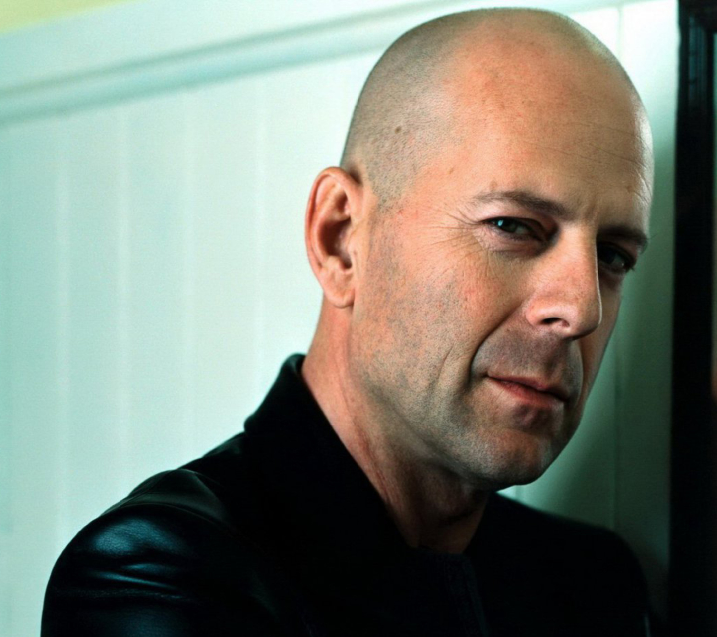 Fondo de pantalla Bruce Willis 1440x1280