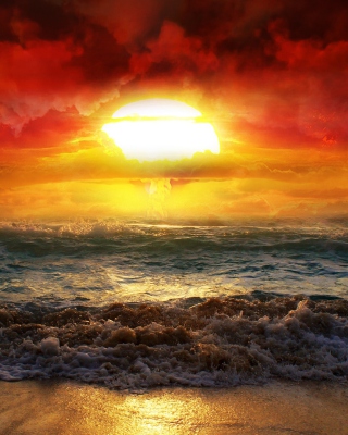 Fire Kissed Ocean Water - Obrázkek zdarma pro Nokia X1-01