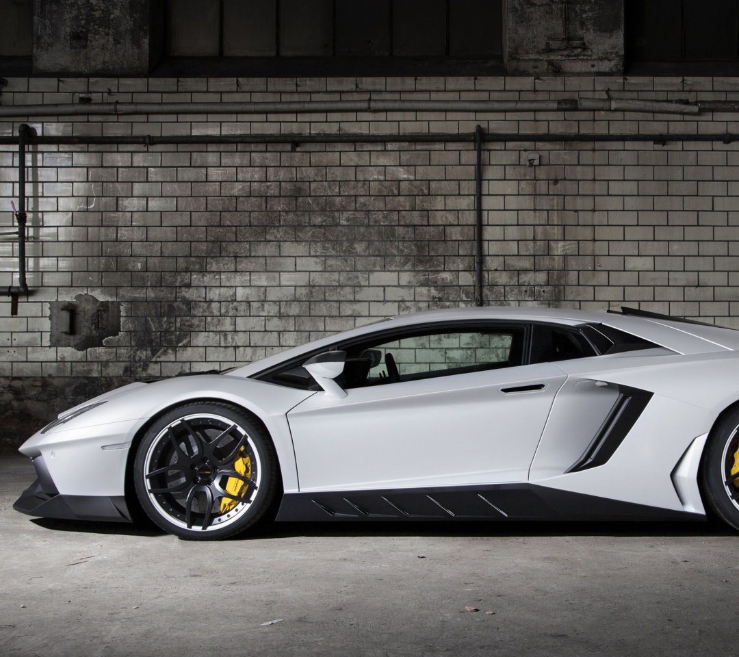 Fondo de pantalla Lamborghini Aventador 1080x960