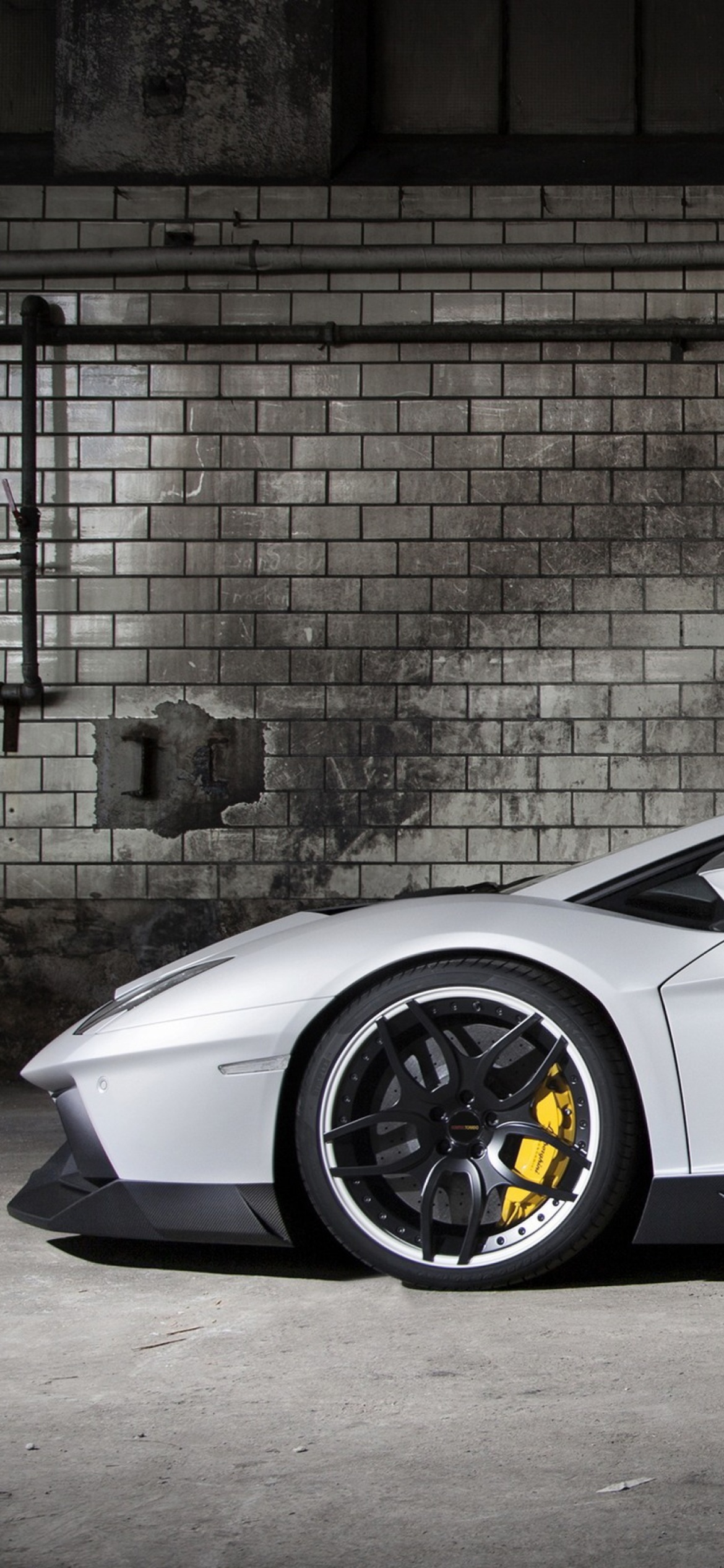 Das Lamborghini Aventador Wallpaper 1170x2532