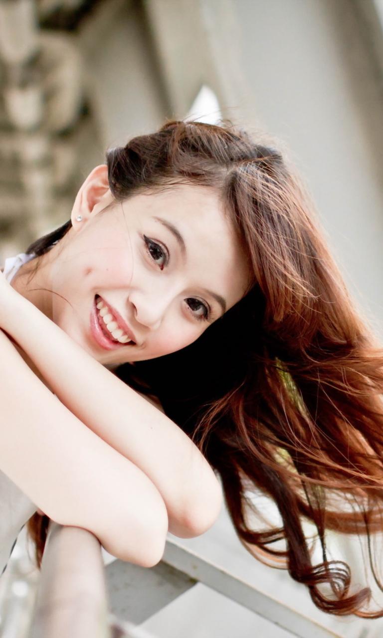Sfondi Asian Girl Pretty Smile 768x1280