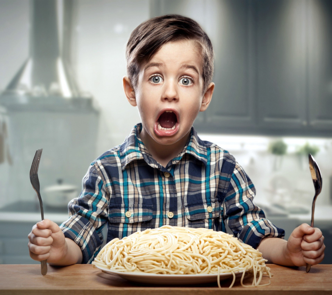 Child Dinner wallpaper 1080x960