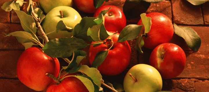 Fondo de pantalla Red Apples & Green Apples 720x320