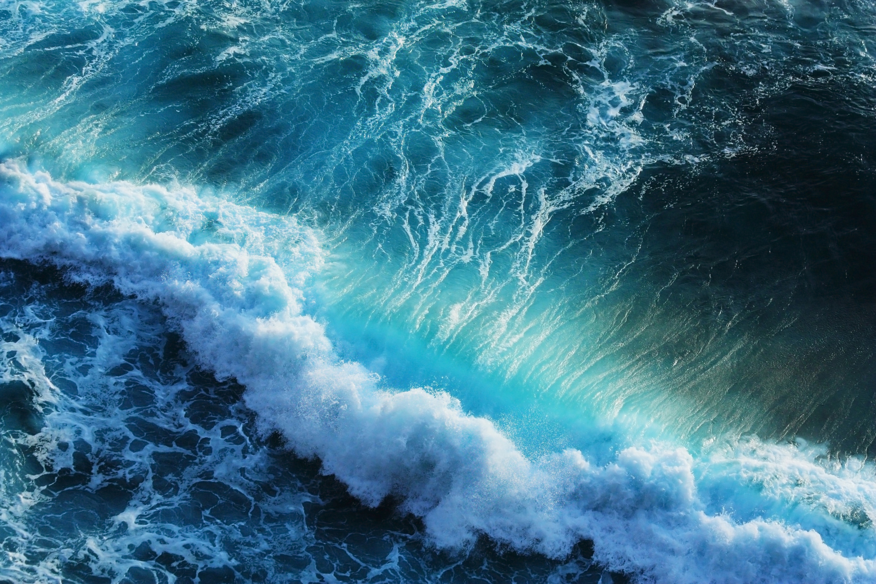 Fantastic Waves wallpaper 2880x1920