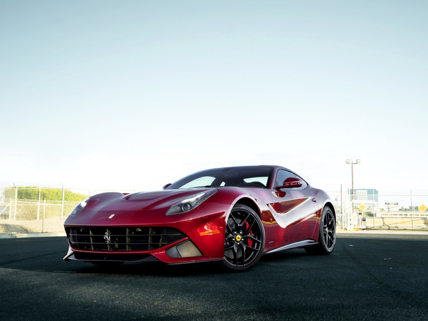 Fondo de pantalla Ferrari F12 Red 1400x1050