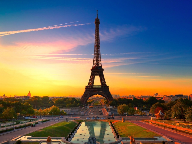 Paris Sunset wallpaper 640x480