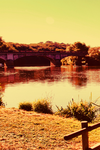 Lake In France screenshot #1 320x480