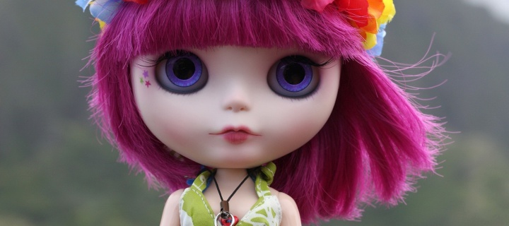 Doll wallpaper 720x320