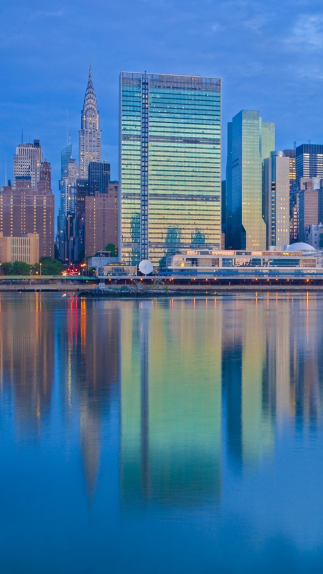 Das New York City Morning Wallpaper 640x1136