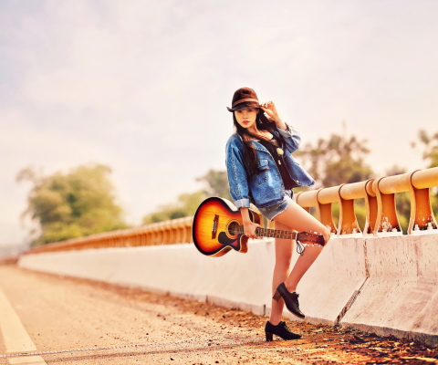 Обои Girl With Guitar 480x400