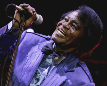 Fondo de pantalla James Brown 220x176