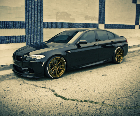 BMW M5 wallpaper 480x400