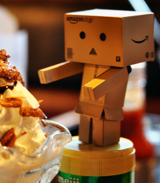 Danbo Loves Ice Cream - Obrázkek zdarma pro iPhone 5C