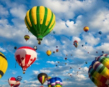 Sfondi Hot Air Balloons 220x176