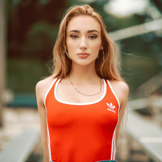 Free Blonde in Adidas Bodysuit Picture for Samsung Breeze B209