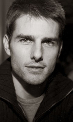 Tom Cruise screenshot #1 240x400