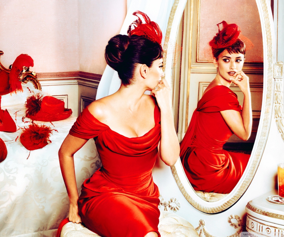 Penelope Cruz In Little Red Dress wallpaper 960x800