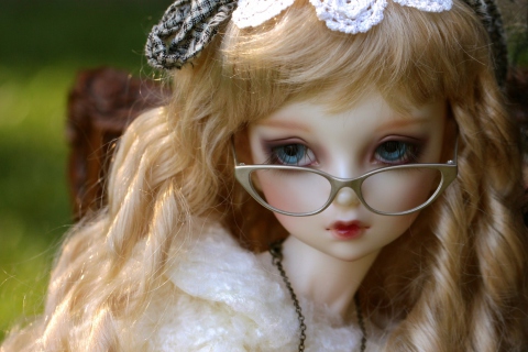 Sfondi Doll In Glasses 480x320