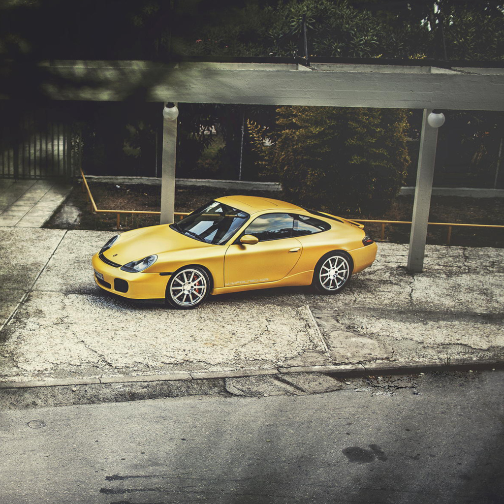 Screenshot №1 pro téma Yellow Porsche Carrera 1024x1024
