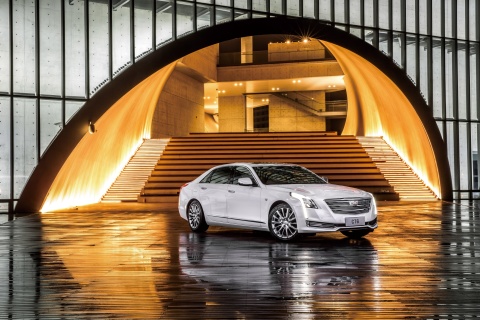 Cadillac CT6 on Auto Show wallpaper 480x320