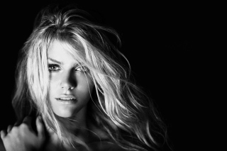 Free Brooklyn Decker Monochrome Portrait Picture for Android, iPhone and iPad