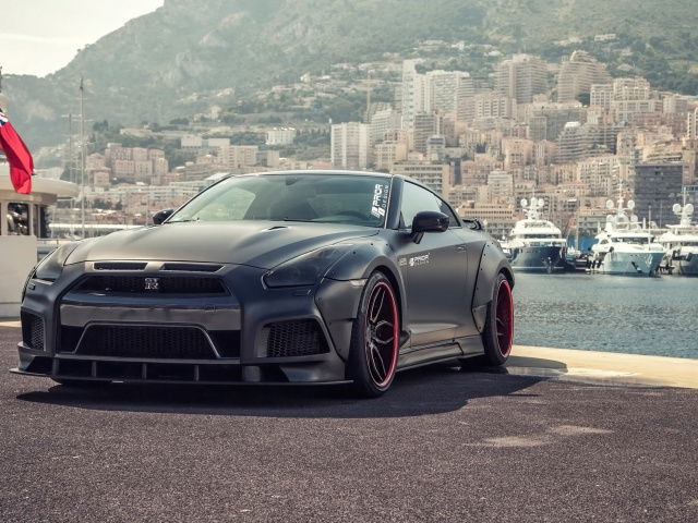 Nissan GTR wallpaper 640x480