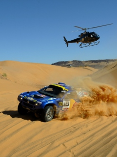 Fondo de pantalla Volkswagen Touareg Dakar Rally Helicopter Race 240x320