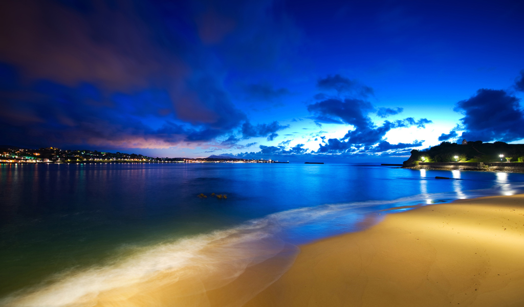 Das Night Beach Wallpaper 1024x600