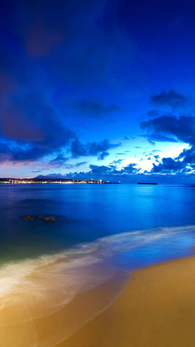 Night Beach wallpaper 640x1136