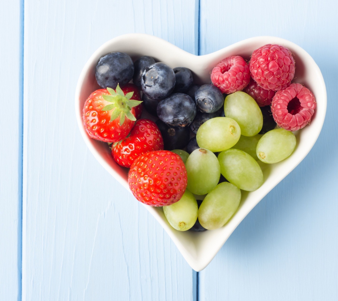 Love Fruit And Berries screenshot #1 1080x960