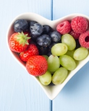 Das Love Fruit And Berries Wallpaper 128x160