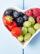 Обои Love Fruit And Berries 132x176