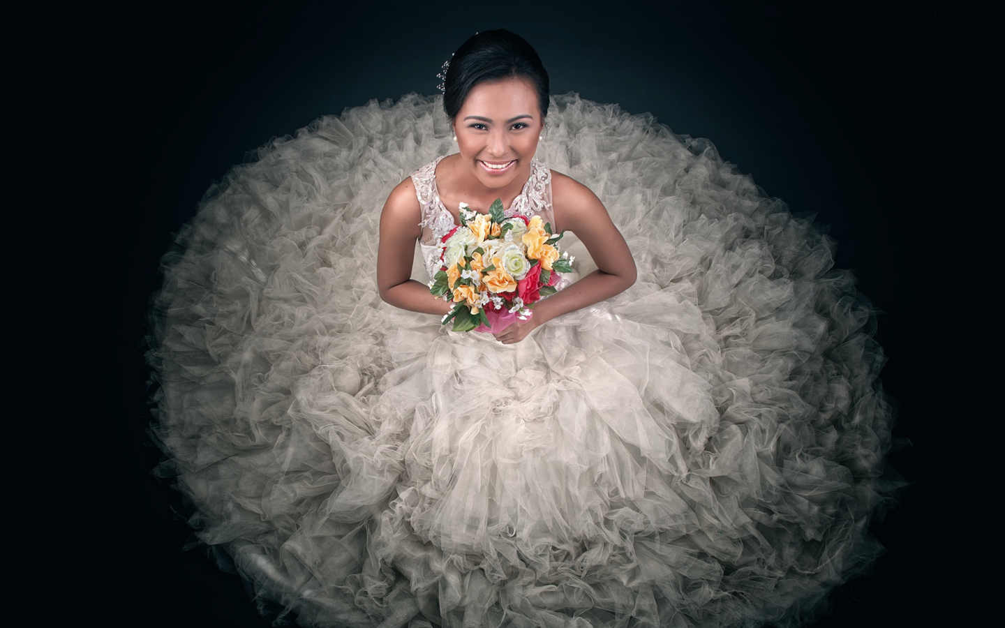 Обои Happy Bride 1440x900