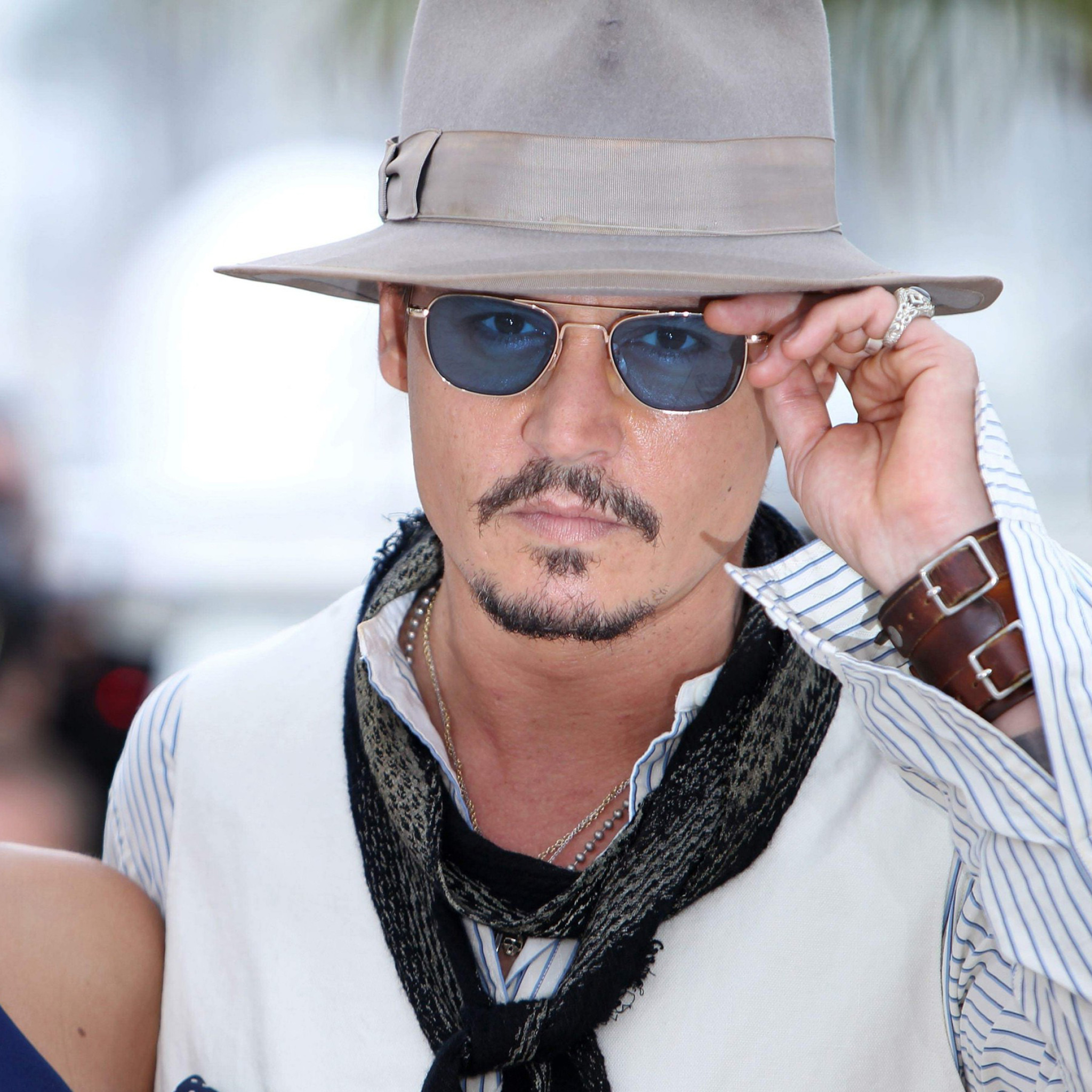 Fondo de pantalla Johnny Depp and Penelope Cruz 2048x2048