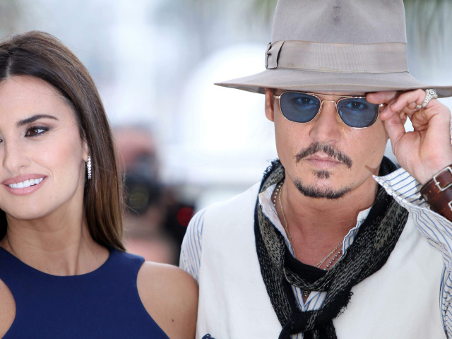 Das Johnny Depp and Penelope Cruz Wallpaper 640x480