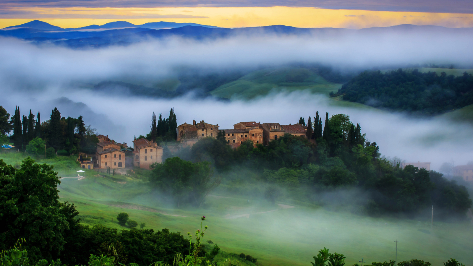 Sfondi Tuscany, Italy 1600x900