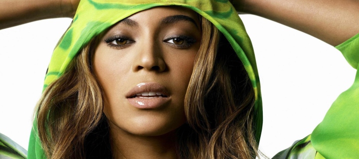 Обои Beyonce Knowles 720x320