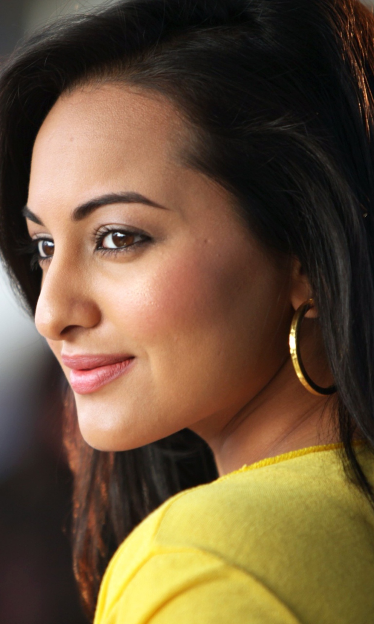 Screenshot №1 pro téma 2013 Sonakshi Sinha 768x1280