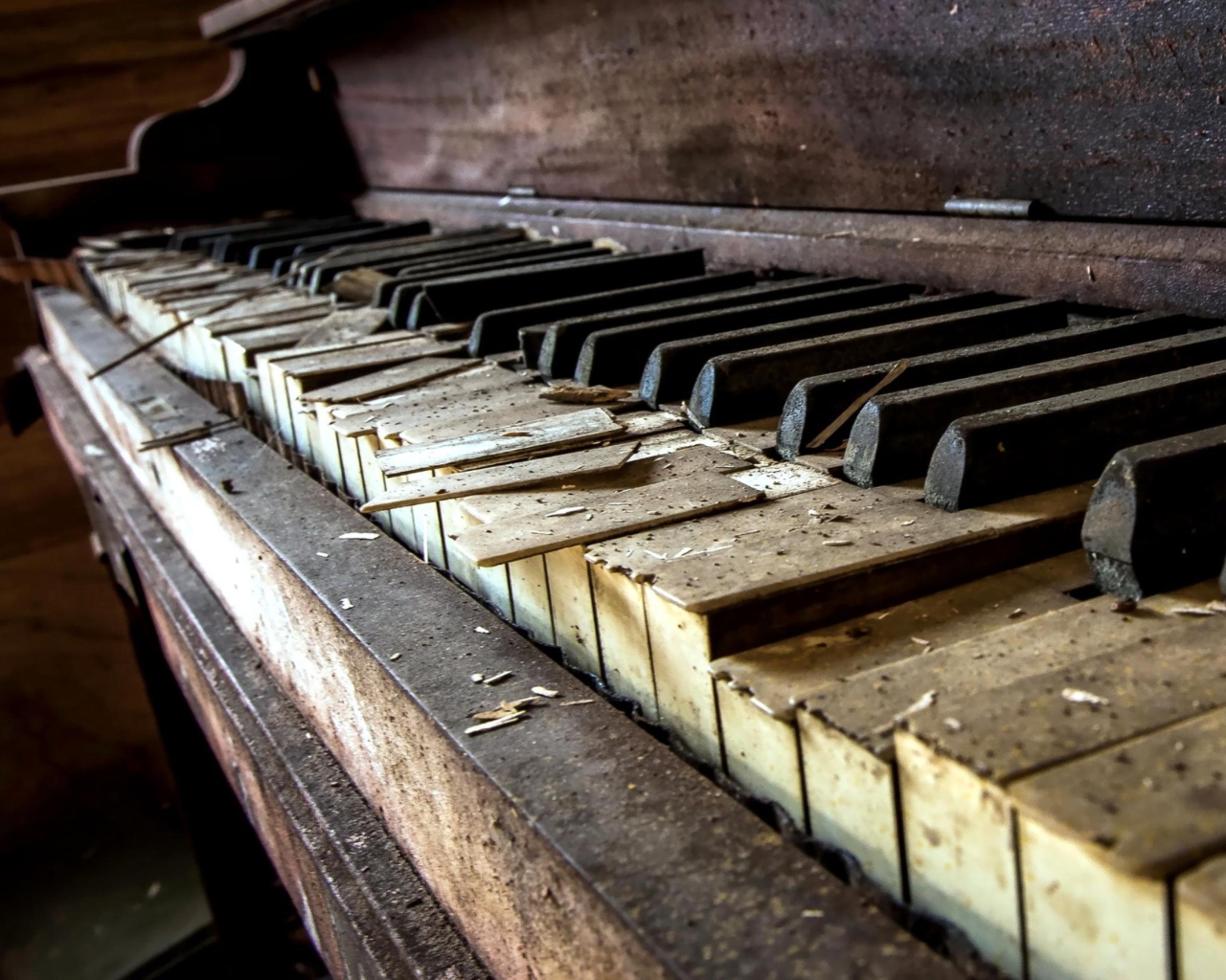 Das Old Piano Wallpaper 1280x1024