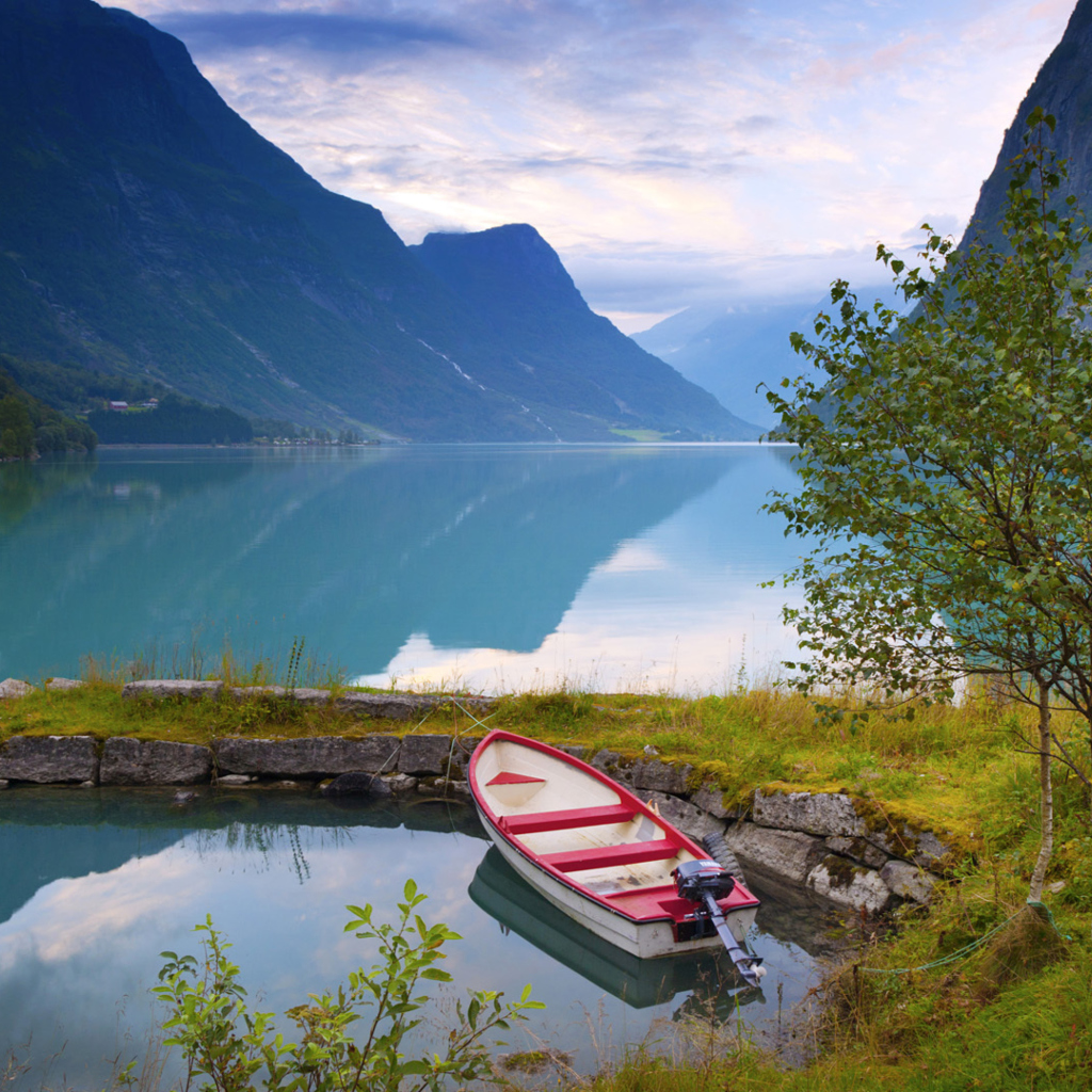 Beautiful Norway wallpaper 1024x1024