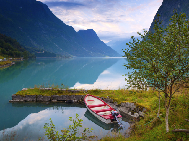 Обои Beautiful Norway 640x480