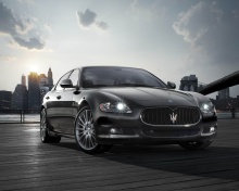 Maserati Quattroporte wallpaper 220x176