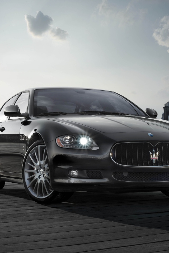 Sfondi Maserati Quattroporte 640x960